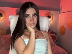 JennaMadison - female with black hair webcam at xLoveCam