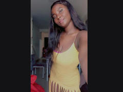 LunaBellss - blond female with  big tits webcam at xLoveCam