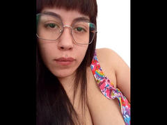 LunaE - female webcam at xLoveCam