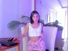 LunaFerrari - female with black hair and  small tits webcam at xLoveCam