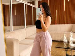 LunaJuicy - female webcam at xLoveCam