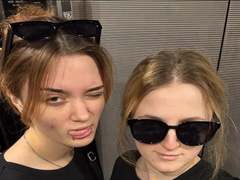 LunaLiana from xLoveCam