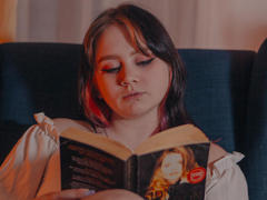 LunaLise - female with brown hair and  big tits webcam at LiveJasmin