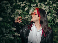 LunaLise - female with brown hair and  big tits webcam at LiveJasmin