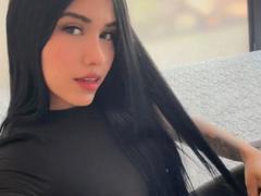 LunaMarin - female with black hair webcam at xLoveCam