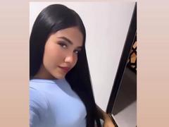 LunaMarin from xLoveCam