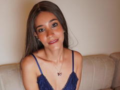 LunaMoores - female with black hair webcam at LiveJasmin