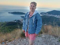 LunaRossaa - blond female webcam at xLoveCam