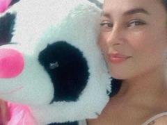 LunaSoler - female with black hair and  small tits webcam at xLoveCam