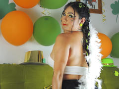 LunaSwt - female webcam at xLoveCam