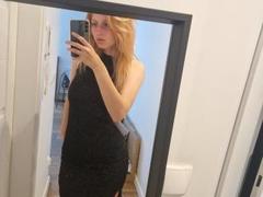 LunaXKiss - female with red hair and  small tits webcam at xLoveCam