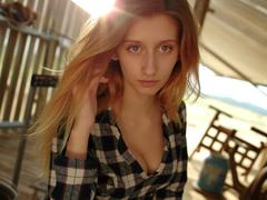 LunaXKiss - female with red hair and  small tits webcam at xLoveCam