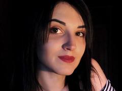 LunaYi from xLoveCam