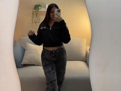 JennaMadison - female with black hair webcam at xLoveCam