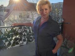 LunaxFantasy - blond female with  big tits webcam at xLoveCam