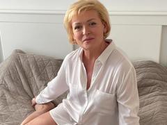 LunaxFantasy - blond female with  big tits webcam at xLoveCam