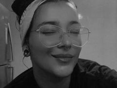 LupitaMoon - female with black hair webcam at xLoveCam