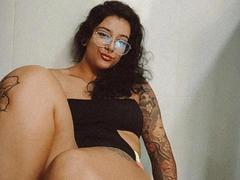 LupitaMoon from xLoveCam