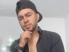 WildKing - male webcam at xLoveCam