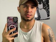 WildKing - male webcam at xLoveCam