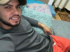 WildKing - male webcam at xLoveCam
