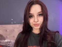 Luucie - female with red hair and  big tits webcam at xLoveCam