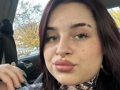 Luucie - female with red hair and  big tits webcam at xLoveCam