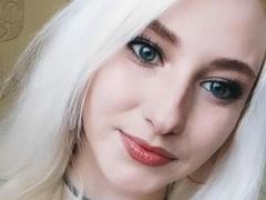 LuxAhNika - blond female webcam at xLoveCam