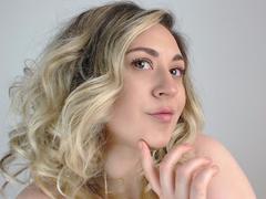 BooBella from xLoveCam