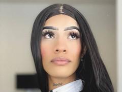 LuxeCouple - shemale webcam at xLoveCam