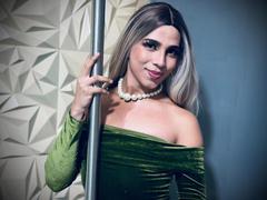 LyaCollins - shemale webcam at xLoveCam