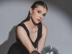 LyaGomez - female webcam at xLoveCam