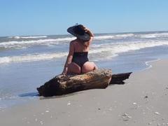 AdelynnX - female with black hair webcam at xLoveCam