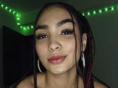 LylaPeach - female with black hair webcam at xLoveCam