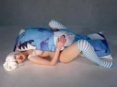 Lynn-Tonic-hot - blond female webcam at xLoveCam