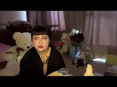 LynnaMitton from xLoveCam