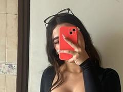 LysaSpicy - female with black hair and  big tits webcam at xLoveCam