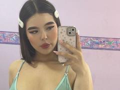 LysaSpicy - female with black hair and  big tits webcam at xLoveCam