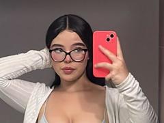 LysaSpicy - female with black hair and  big tits webcam at xLoveCam