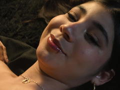 LyzMoon from xLoveCam