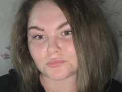 MableJocelyn - female with brown hair and  small tits webcam at xLoveCam