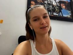 MableLovering from xLoveCam