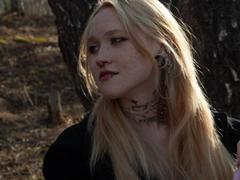 MachelleTrebesch - female with red hair and  big tits webcam at xLoveCam