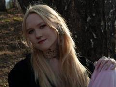 MachelleTrebesch - female with red hair and  big tits webcam at xLoveCam