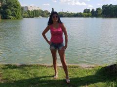 BodaciousxGirl - female with black hair and  big tits webcam at xLoveCam