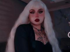MadameRaven - blond shemale webcam at xLoveCam