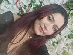 MaddieMoon from xLoveCam