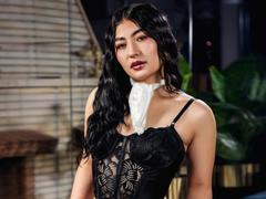 MaddisonCarter - female with black hair webcam at xLoveCam