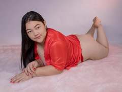 MadisonGlorian - female with brown hair and  big tits webcam at xLoveCam