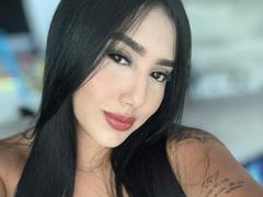 Madison_Lennox - female with black hair and  big tits webcam at ImLive